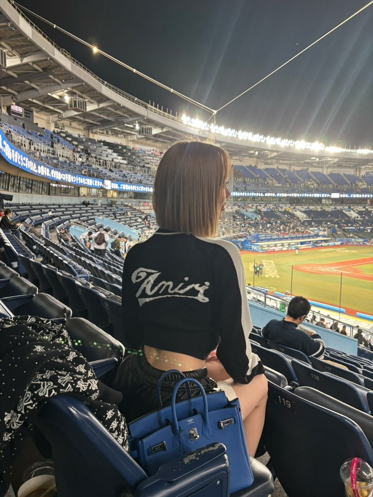 HRina_0911's tweet image. 野球沼った。

初めて観戦したよ⚾️
#ZOZOマリンスタジアム #千葉 #野球