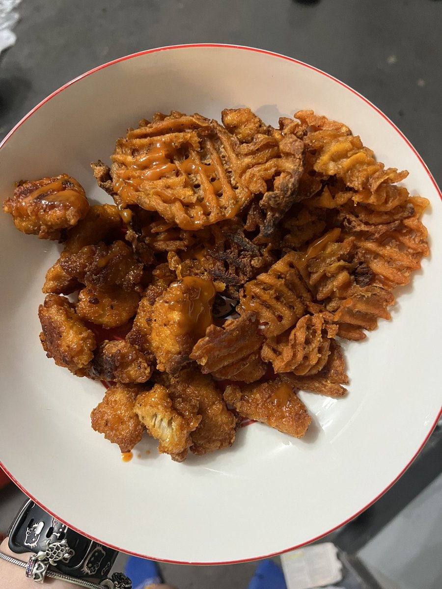 ˑ 𓈒 𐔌 𝐈sabella ͡꒱ #edtwt tweet media