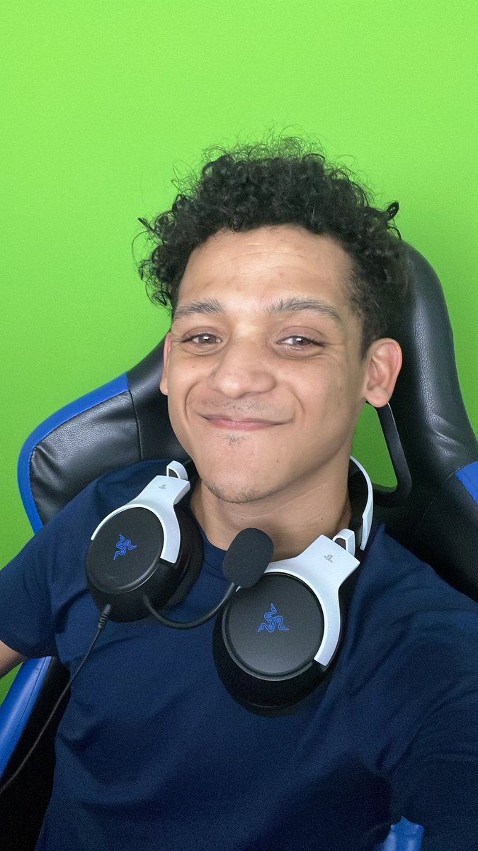 Loadingchris_'s tweet photo. @RazerLatino  setup ready!!👌 https://t.co/ybELCEkdEq