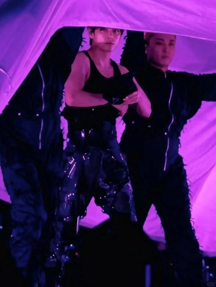 Kim Taehyung Brasil tweet media