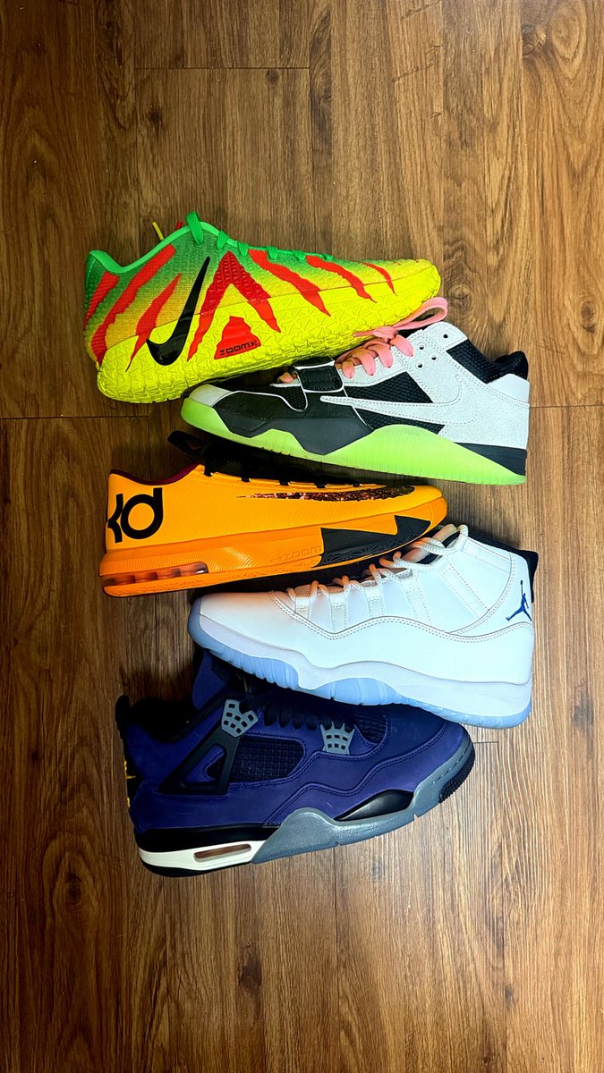 ChalupaBatmaan's tweet image. This weeks work sneaker rotation 

Monday - Ja 3 “Jurassic Park Explorer”
Tuesday - Jumpman Jack x Chase B 
Wednesday- KD 6 Retro “PB&amp;amp;J”
Thursday - Jordan 11 Retro “Legend Blue”
Friday - Jordan 4 Retro “Lake Show”

#sneakers #sotd #sneakerhead