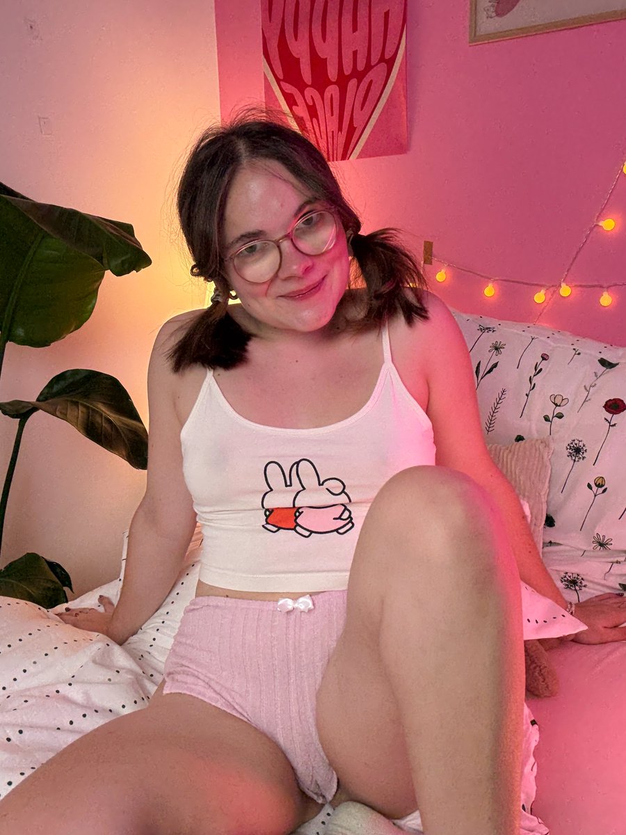 emmaclarke tweet media