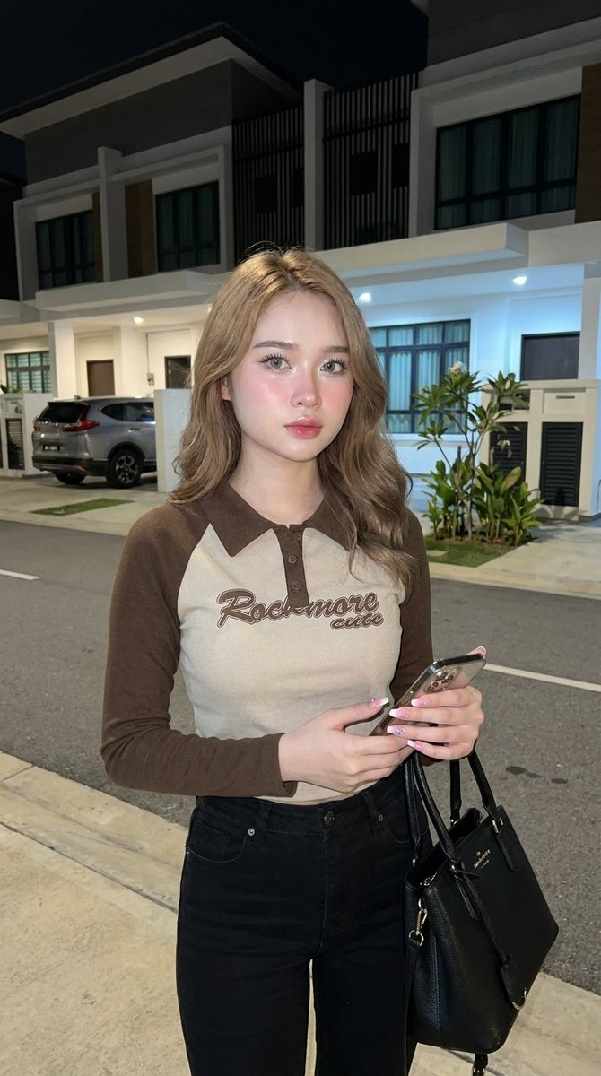 Scha ⋆.˚ ᡣ𐭩 .𖥔˚ tweet media