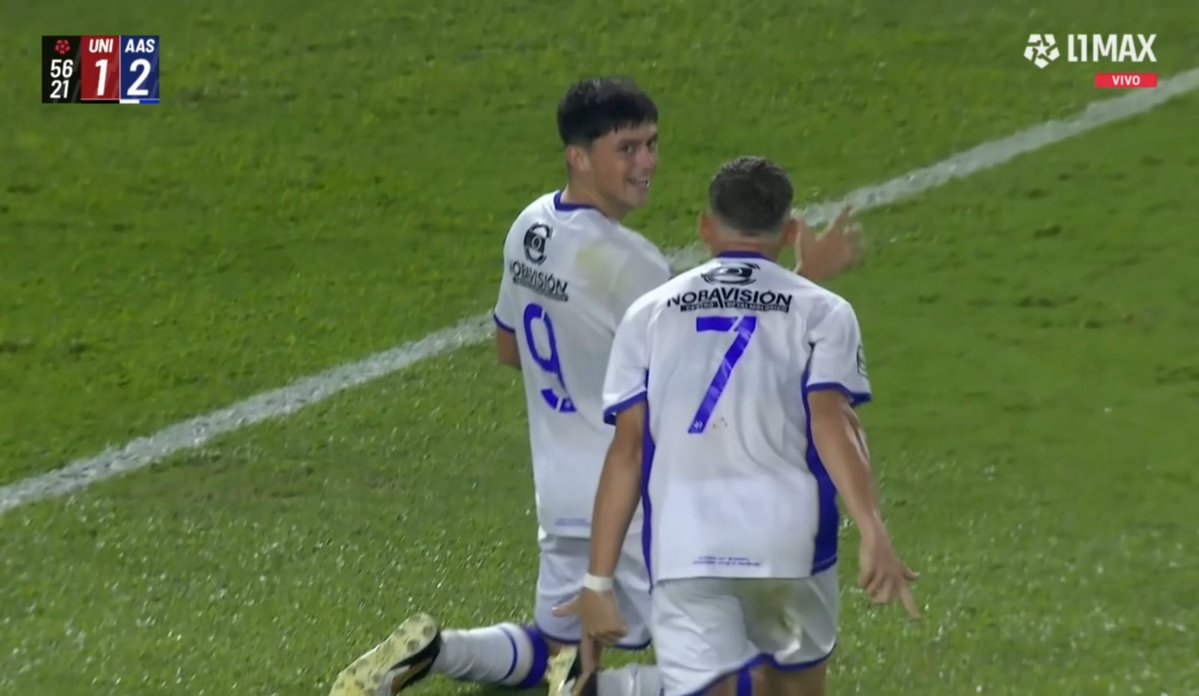 "Universitario"

Porque Alianza Atlético le rompió bien el orto por 2-1 por la Liga 1 de Perú. Tenían que ganar para seguir con chances de título pero ven cualquier Alianza y entregan la rosca, encima no puedo subir videos porque me denuncian, alta putita los Cremas y Fanatiz.