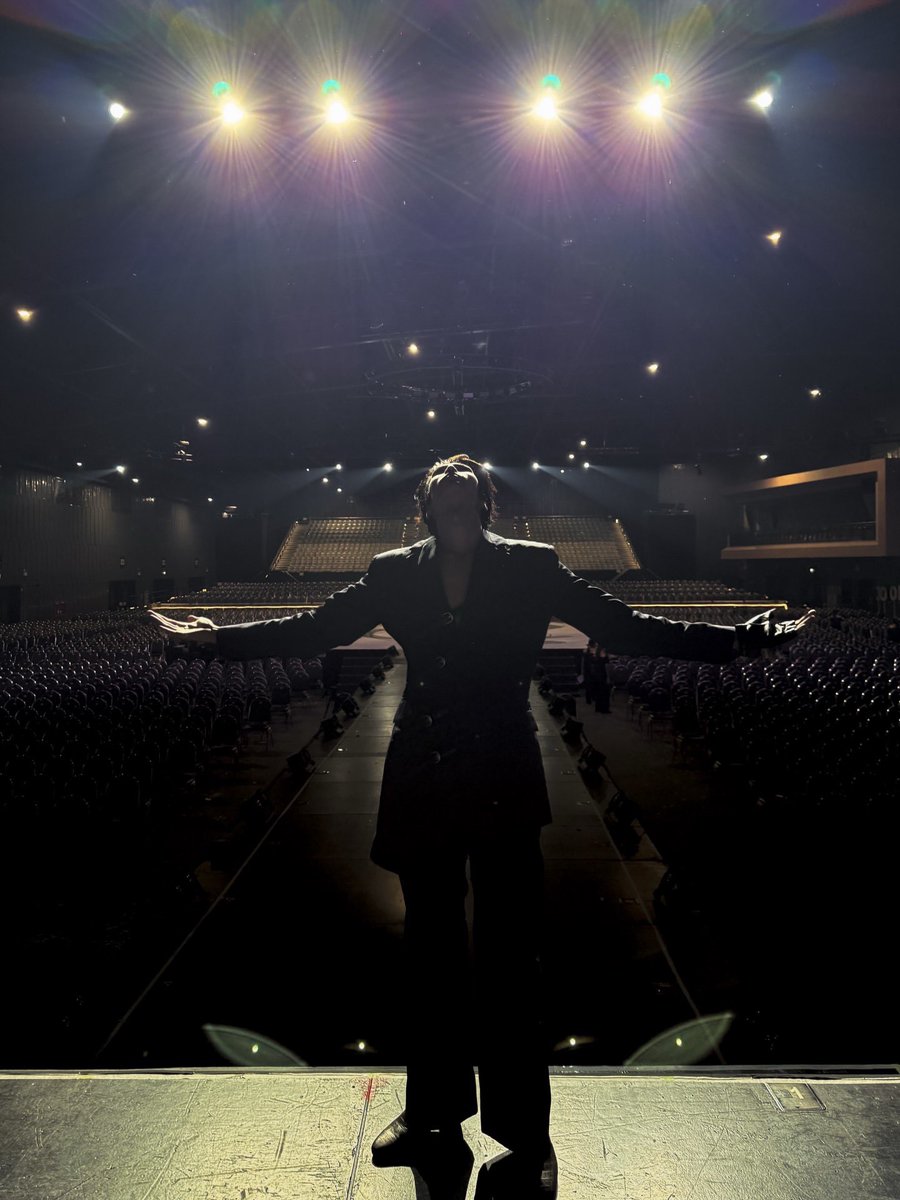 MJ • มีนจุง tweet media