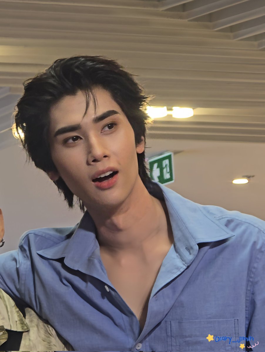 ✨… ✨🐻‍❄️🖤

4 MILLION FOLLOWERS!!! ⭐🎉
Congratulations!!! 🥳

#DunkNatachai 🫶🏻
#ตกหลุมรักคนหล่อชื่อดัง4ล้านฟอล