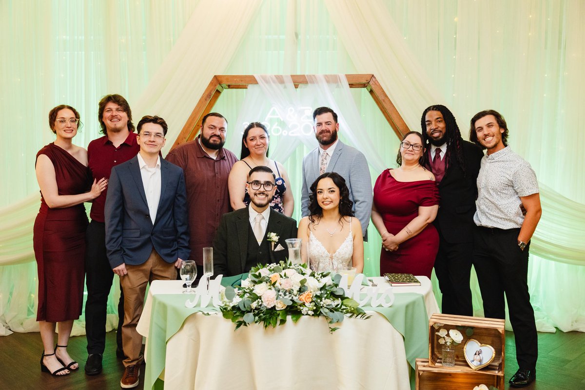 49ersHive's tweet photo. Shots of the crew from the wedding finally came in! https://t.co/01aiWoshKS