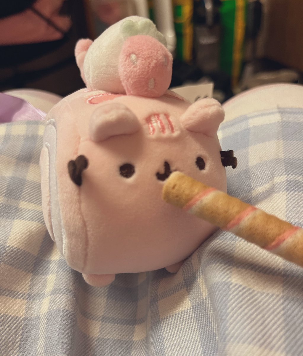 🍭🎀 addiebearr tweet media