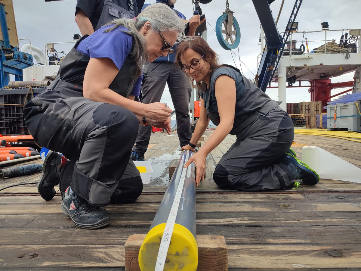 gemar_ieo's tweet image. A bordo del Sarmiento de Gamboa en la campaña #Ingravitas2 para el estudio de deslizamientos en el margen continental de Almeria 🚢

27 días NonStop junto a @ICMCSIC y @SapienzaRoma