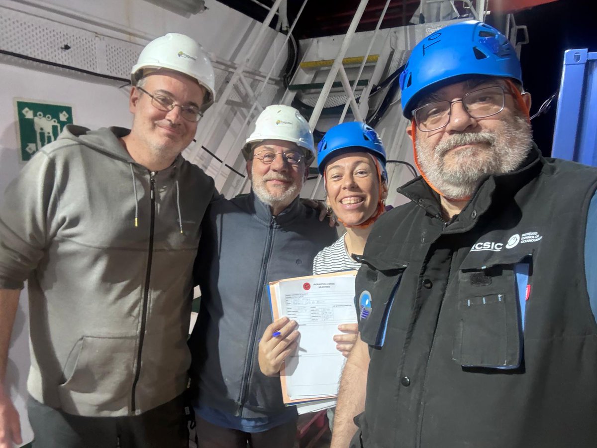 gemar_ieo's tweet image. A bordo del Sarmiento de Gamboa en la campaña #Ingravitas2 para el estudio de deslizamientos en el margen continental de Almeria 🚢

27 días NonStop junto a @ICMCSIC y @SapienzaRoma