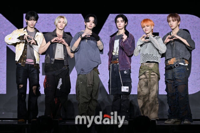 BOYNEXTDOOR will release a pre-release track this May, followed by the release of their first full-length album in June.

🔗 m.entertain.naver.com/home/article/1…

#BOYNEXTDOOR #보이넥스트도어