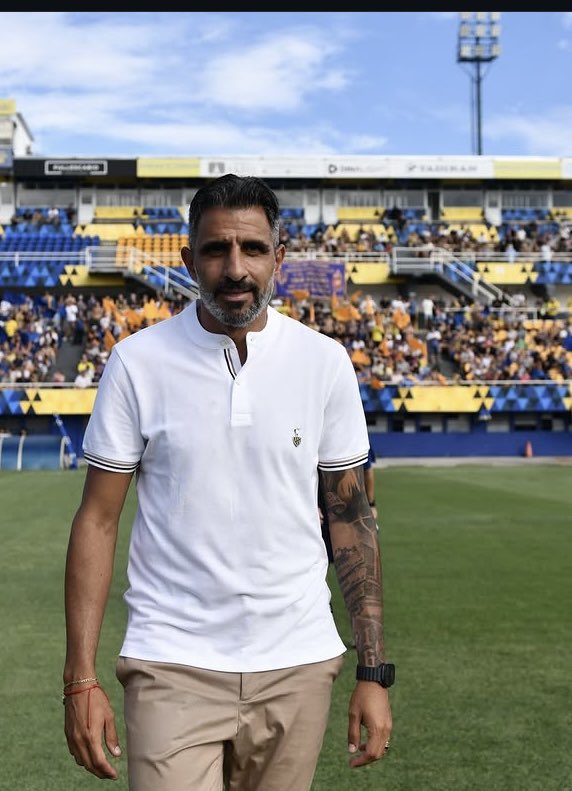 RevistaBohe's tweet photo. Lo último que ve un equipo de la Primera Nacional antes de ser penetrado https://t.co/QZptO42KDE