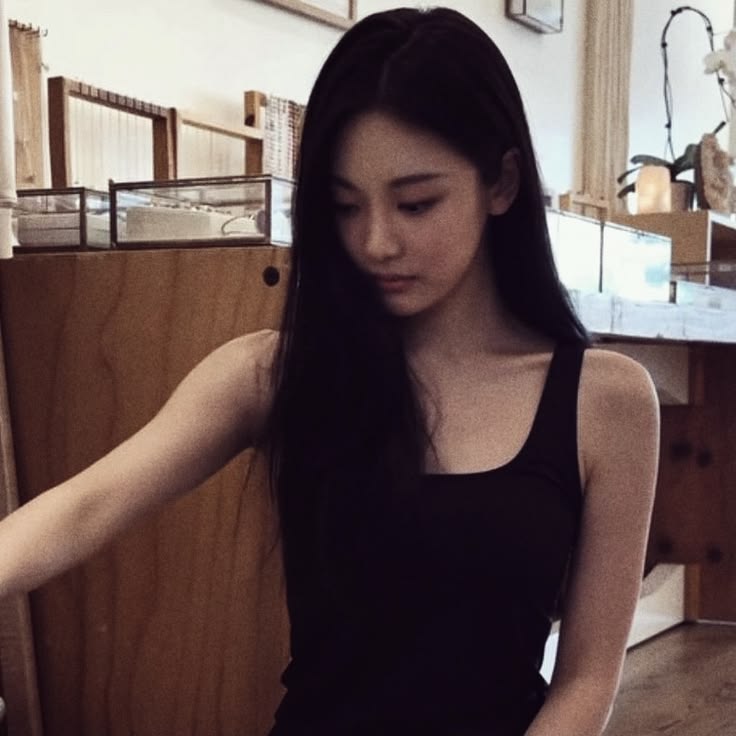 mari (-2,3/11) tweet media