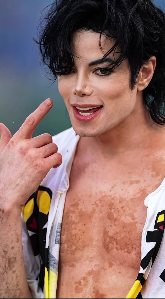 vih styles 🍎 tweet media