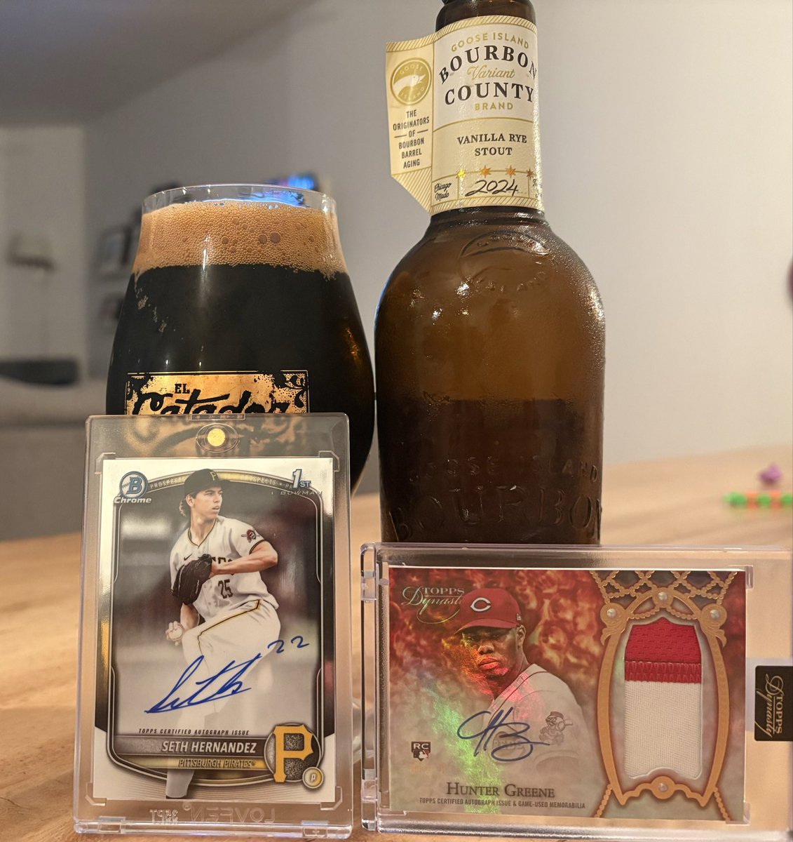 mlaps3's tweet image. Some big hits courtesy of @certifiedcards ! 🔥 #mailday #thehobby #craftbeer 🍻