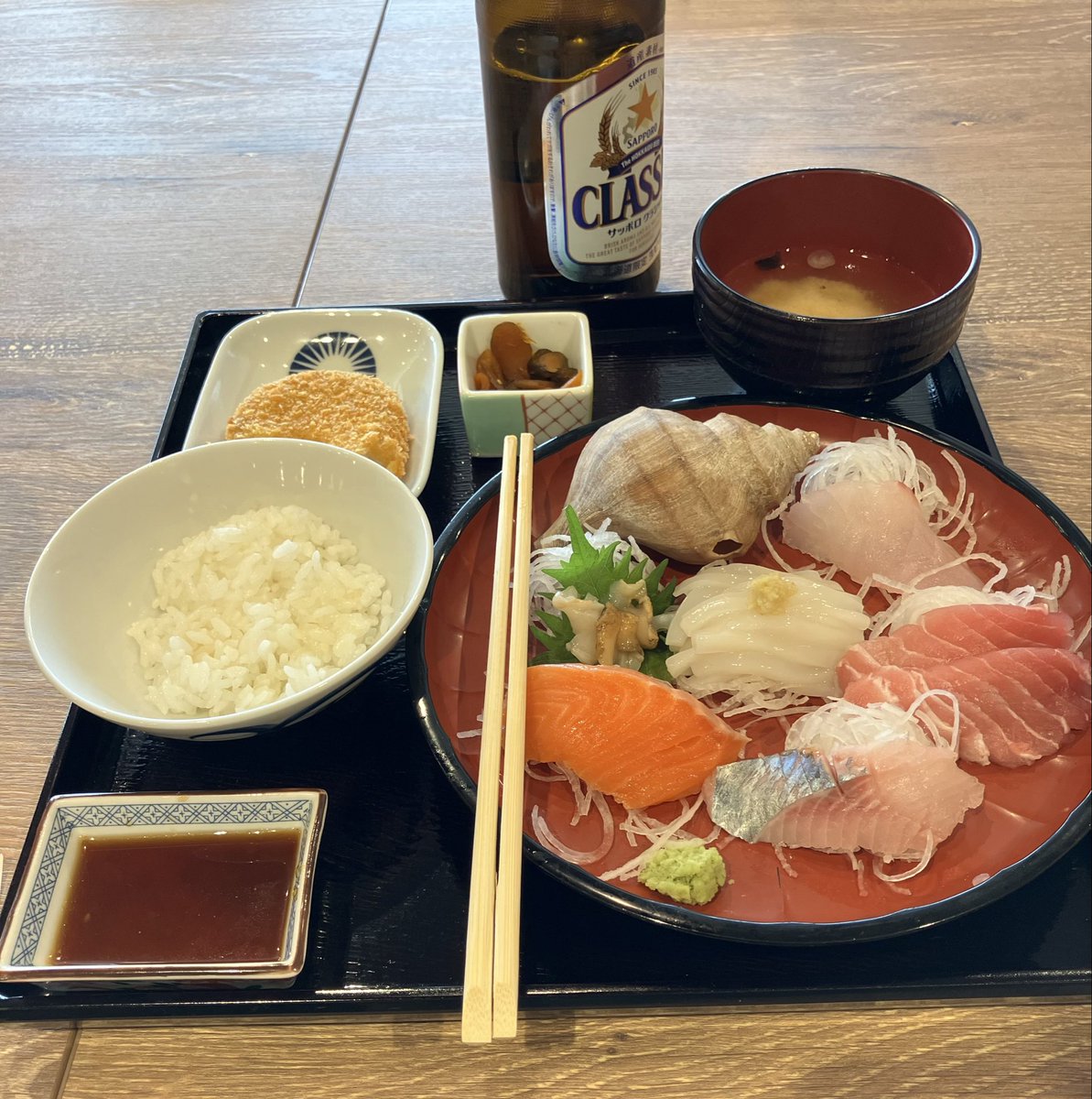 ２３０ tweet media