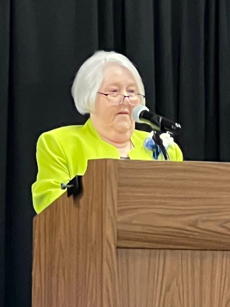 AgpsFoundation's tweet photo. Once a Bluejay, always a Bluejay! 🦅 We’re honoring Pat Timblin (Class of '72) as our 2026 Honor Alumnus. A career teacher and former Foundation Board President (13 years!), Pat has spent her life giving back to AGPS. Congratulations, Pat! 🎊 #AGPSPride #HonorAlumnus https://t.co/rRLuCEHyGz