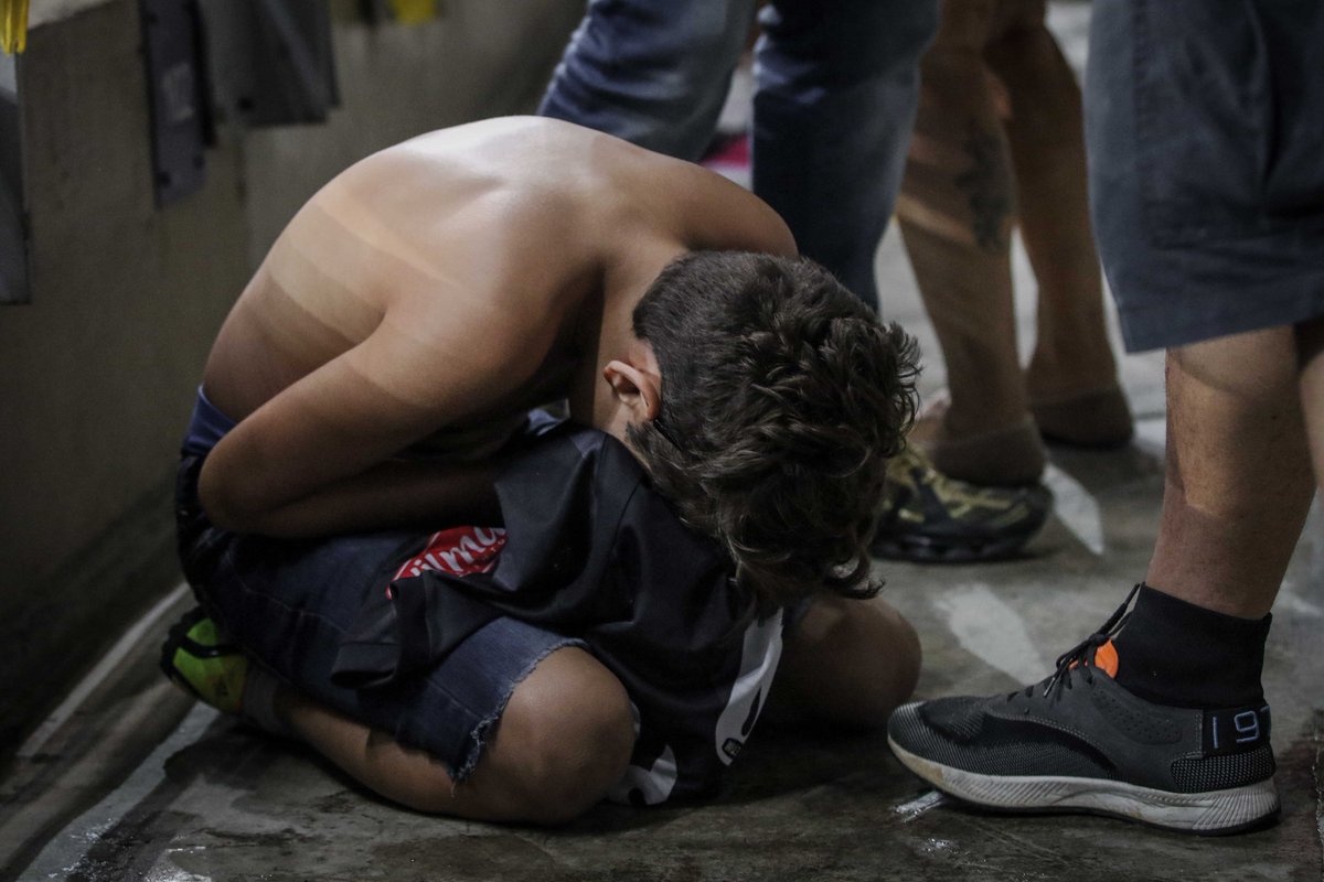 Nem a queda em 2005
Nem a serie B em 2006
Nem o 6x1 pro Rival
Nem os vices dolorosos recentes
Nem os roubos históricos contra nós na década de 80
Nem a seca de titulos importantes
Nada disso foi tão humilhante pro atleticano igual a SAF dos falsos atleticanos que "comandam" esse