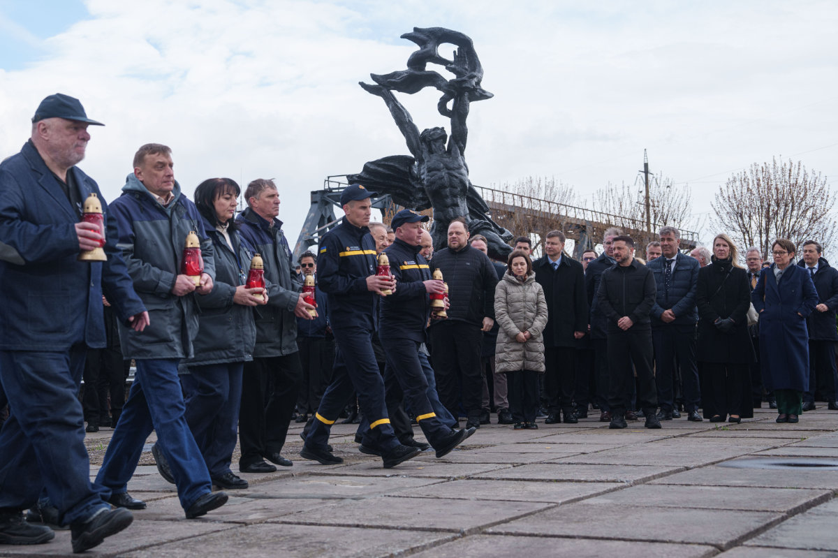 arabnews's tweet image. Strikes in #Ukraine and #Russia kill at least 16 on #Chernobyl anniversary arab.news/43rsh