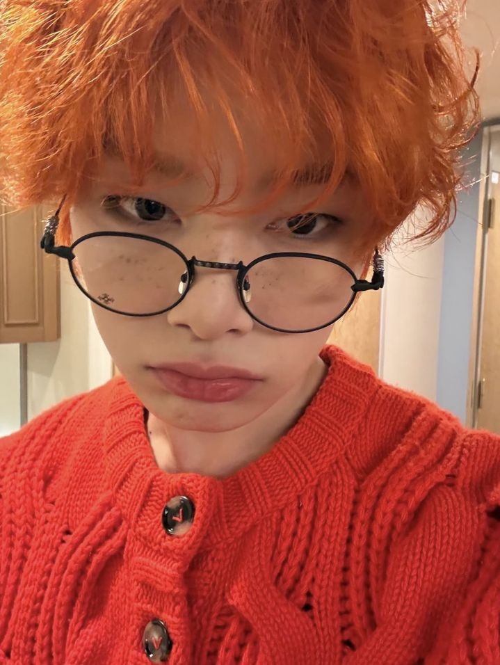 ari ᰔ HYUNIN KISS tweet media