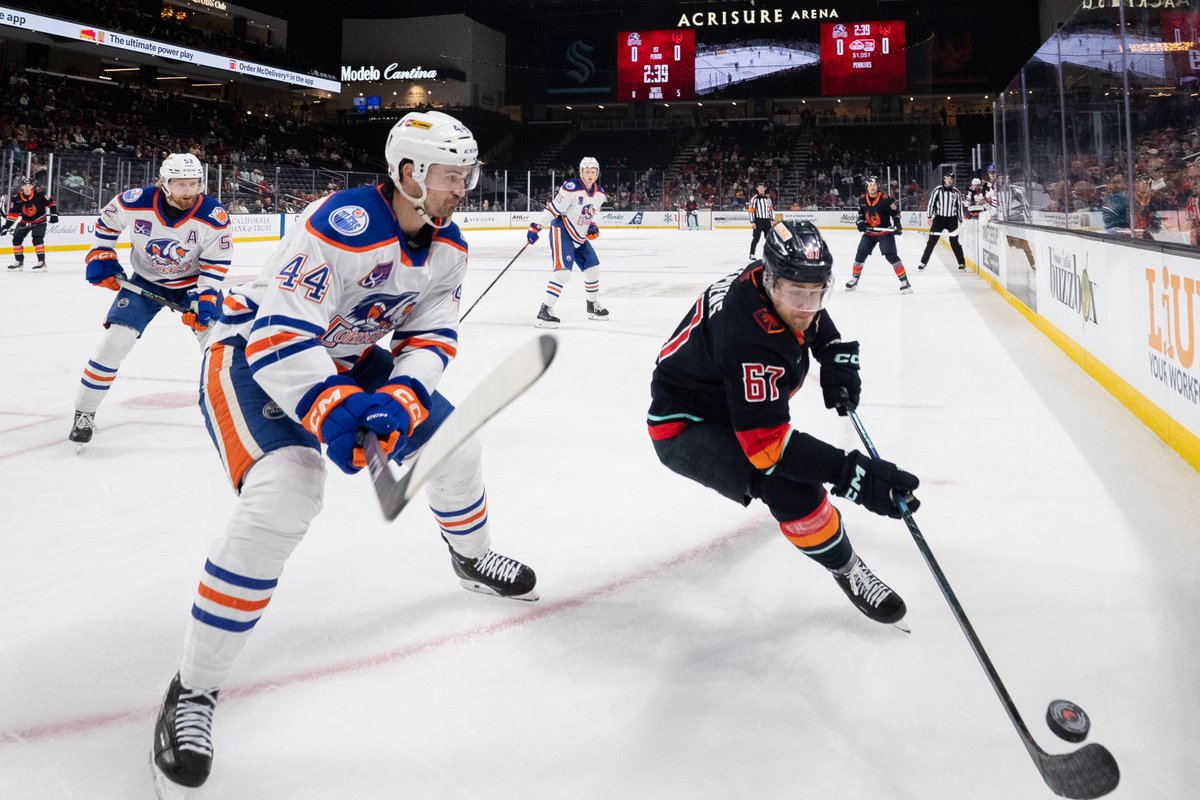 Condors's tweet image. Final frame. Not out yet.

#Condorstown | #ClawsOut