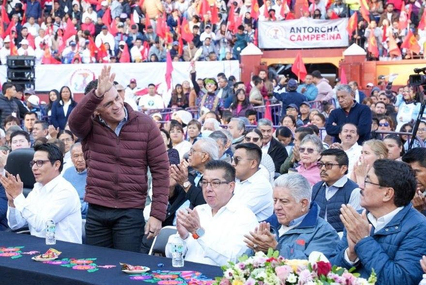 farotlax's tweet image. #Tlaxcala || Alianza perversa entre Antorcha Campesina y Alfonso Sánchez García, todo con tal de ser gobernador del estado...