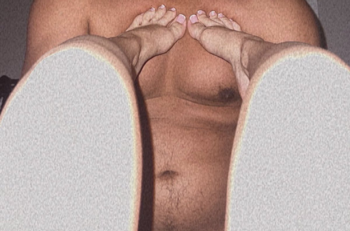 katie😋 tweet media