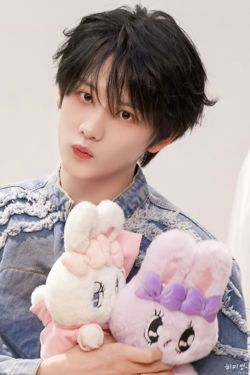 our_happy_scene's tweet image. 260426

🐰ྀི

#XODIAC
#SING #씽
#麥駿昇 #シン
#소디엑
#씽유사진