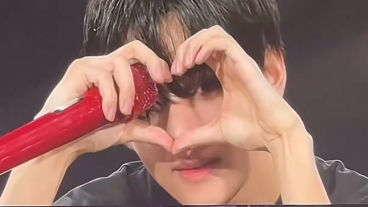 vhope love bot tweet media