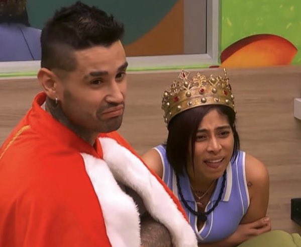 Yo viendo a los hptas que votaron por Aura.

Últimos votos por Tebi por favor 🫶🏻
#LaCasaDeLosFamososCol3