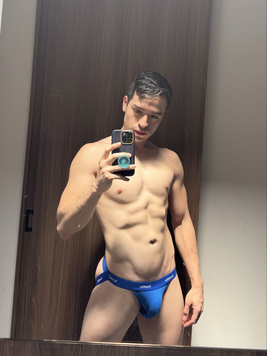 Emilio G tweet media