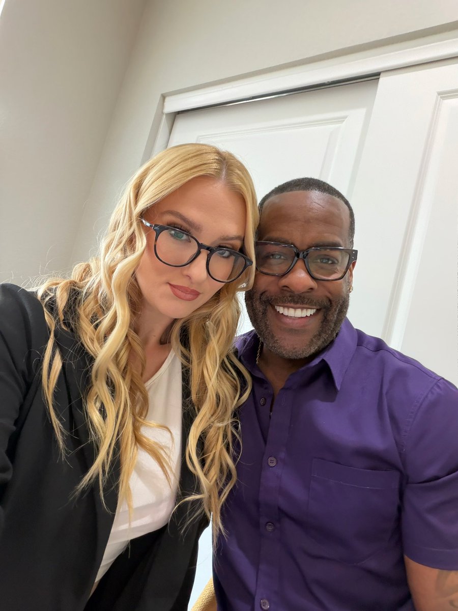 Audrey Madison tweet media