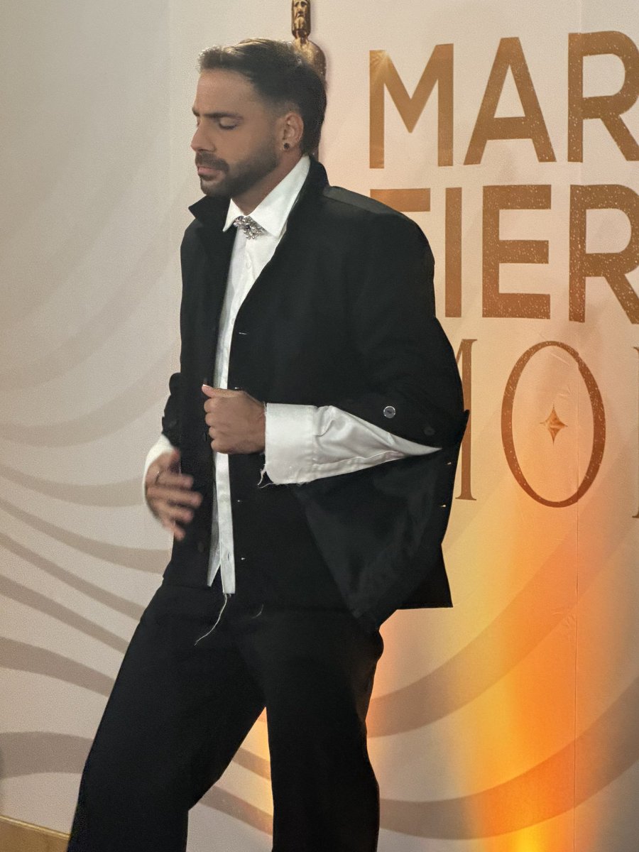 FEDE FLOWERS tweet media