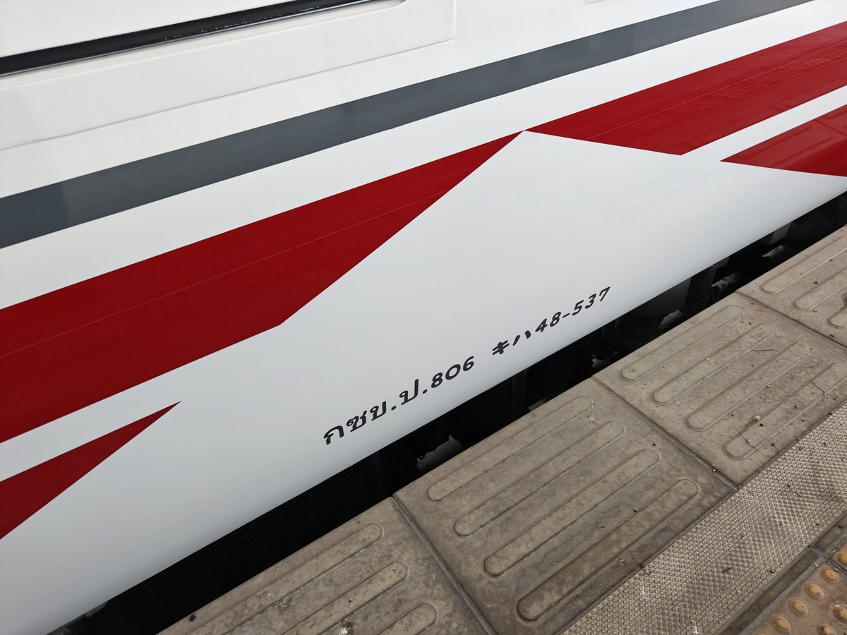 はるつばめ tweet media