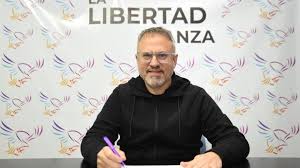 ¿Votarías a <a href="/dievalen/">Diego Valenzuela</a> en 2027 para gobernador? 

 1 SÍ
 2 NO 

Te invito a seguirme en redes y a sumarte a mi canal Análisis Político en WhatsApp: 
whatsapp.com/channel/0029Vb…