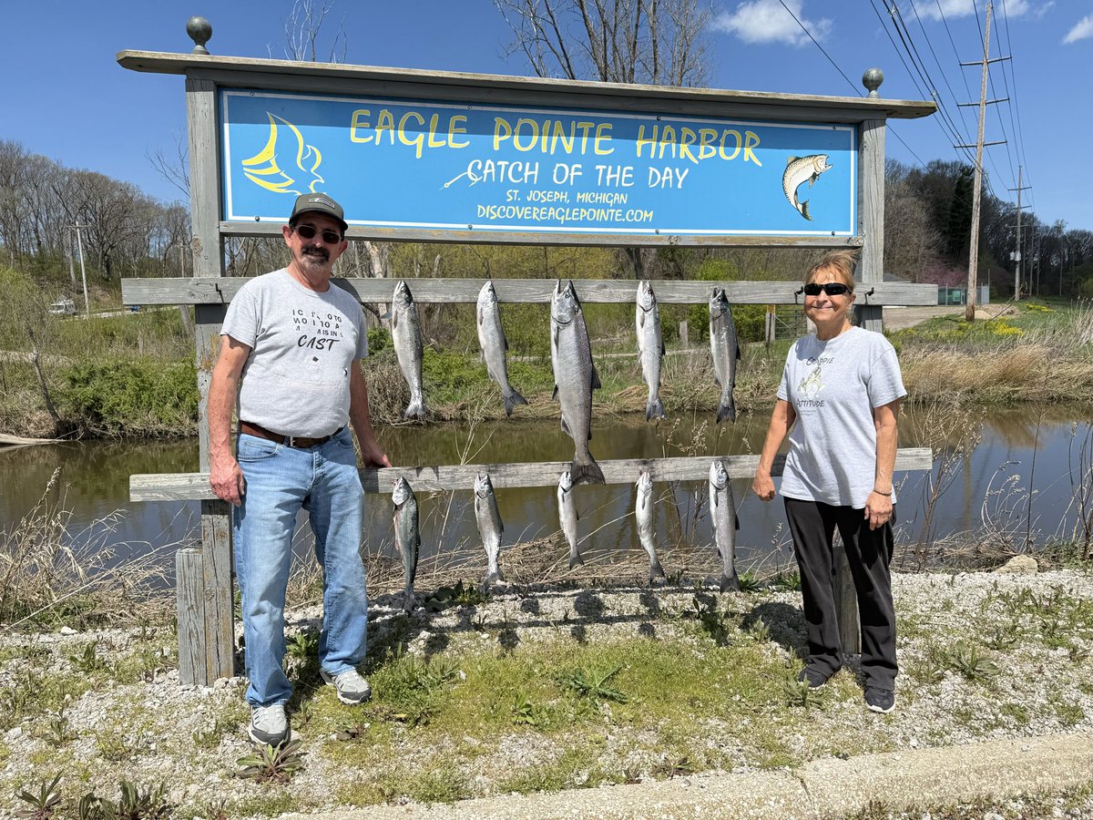 gcfishco's tweet photo. Love spring fishing out of the port of St. Joesph, Michigan https://t.co/QUnNjhDd7r