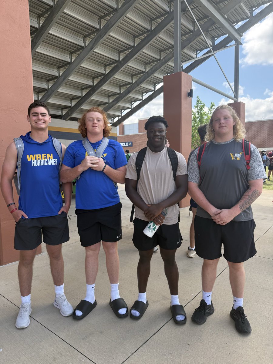 HoldenLane55's tweet photo. Enjoyed competing today at the @CoachesCombines representing @OfficialWrenFB . Met some great athletes &amp; coaches.  @MrCoachFrate @CoachPerdomo @CoachLollis @sixstarfootball @iguerin https://t.co/l8pGvx6hXS