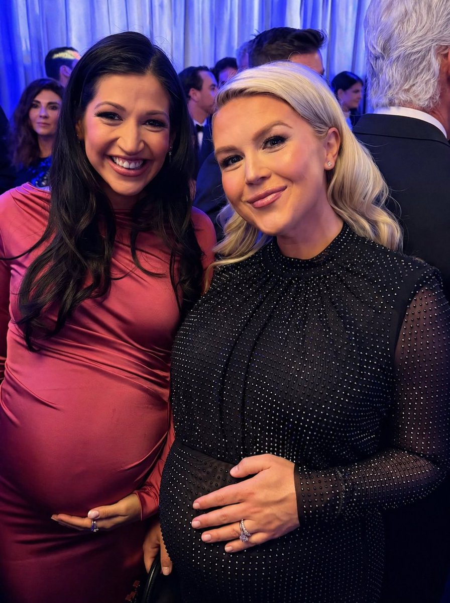 Molly Ploofkins tweet media