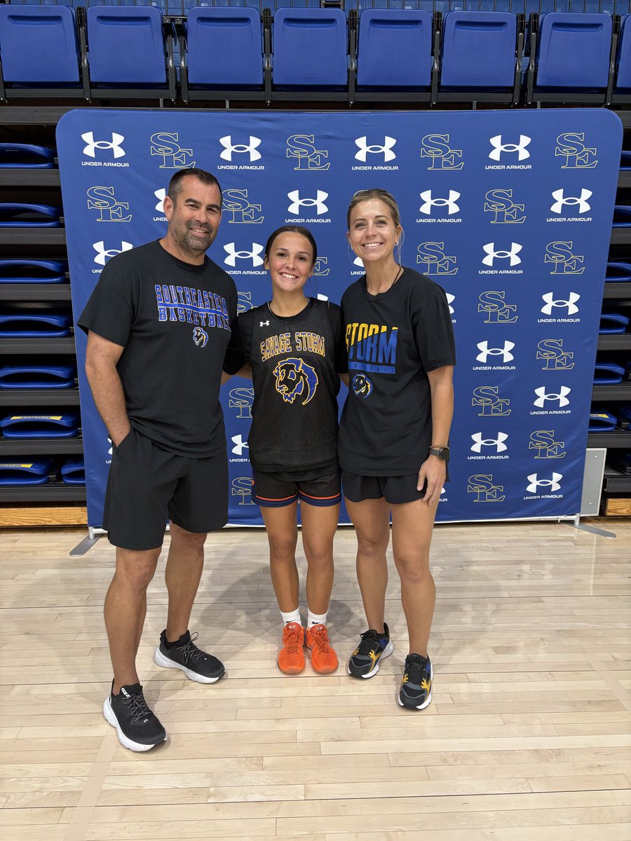 LylaHuddleston's tweet image. @SavageStormWBB @CoachKay_15 and @daringrover brought the energy and motivation. Exactly what a basketball camp should be! 

#SavageStormWBB #StackingDays #GoSoutheastern #niyimmitahali ⚡️
