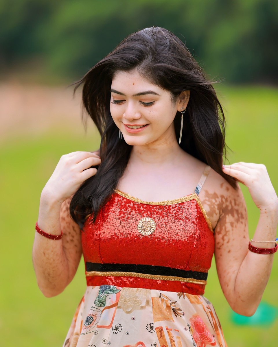 Peekundieditz tweet media