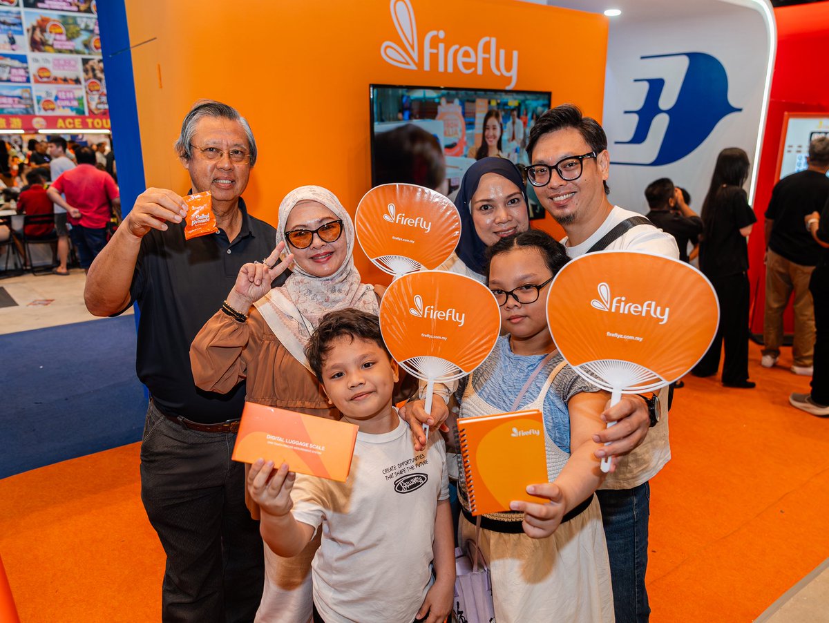 Firefly Airlines tweet media