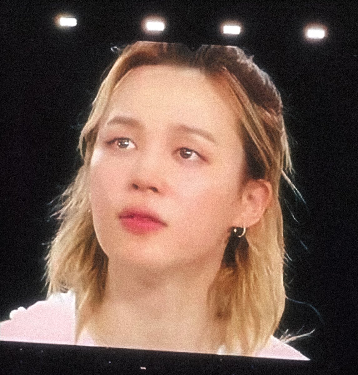 𖹭 ᩙ tweet media