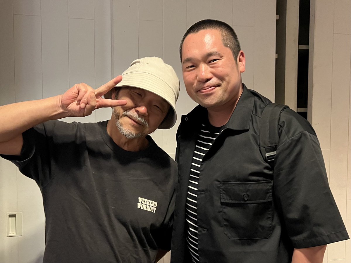 Drosselmeyers_'s tweet photo. 【本日発売】
『国産RPGクロニクル 物語の革命者たち』
いよいよ正式発売！！

『ポケモン』『サガ』『女神転生』『moon』…
ゲームの常識を変えた革命作に加え

『ソードアートオンライン』
『ダンジョン飯』
などRPGモチーフの物語史も解説！

さらに押井守監督ノリノリのロング対談も特別収録です！ https://t.co/EZ9BmruN8v