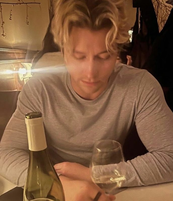 Acervo Stephen Kalyn tweet media