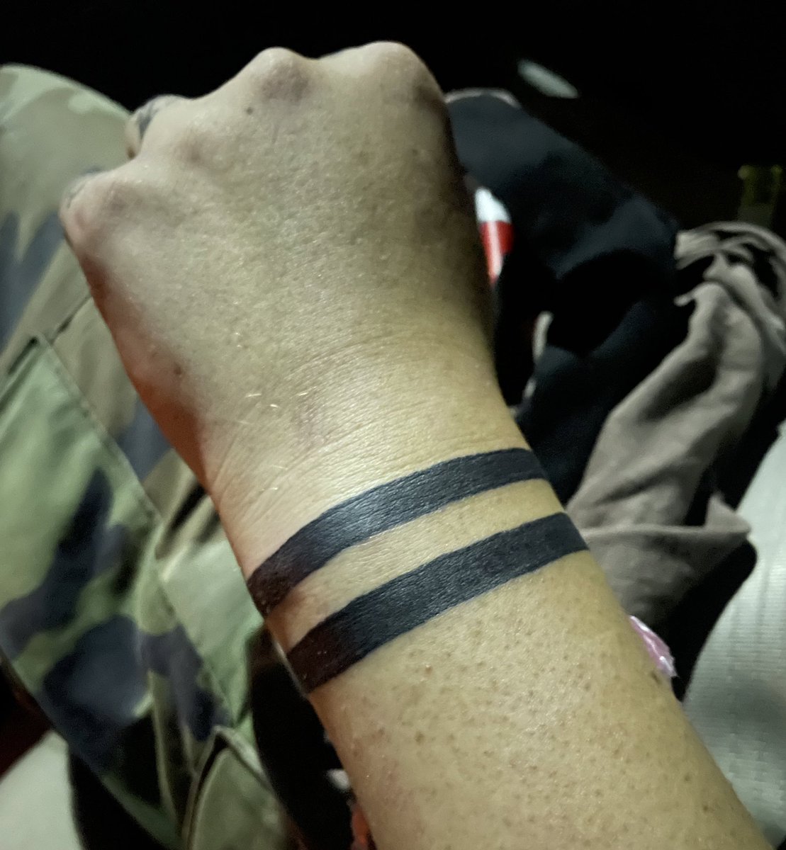 hypnobaku's tweet photo. my wife got arm bands tattooed and I said “oh…. like sukuna 🤤” and she went Silent https://t.co/RFGy0F5v0a