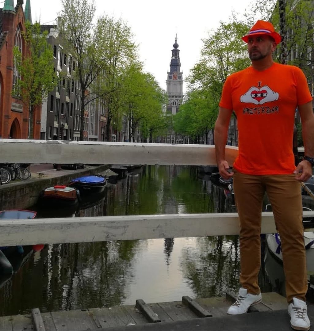ta_massage's tweet photo. Happy Kinsday Netherlands make love notwar! applications dm me! extra big cocks +points https://t.co/lFmyyGikwp