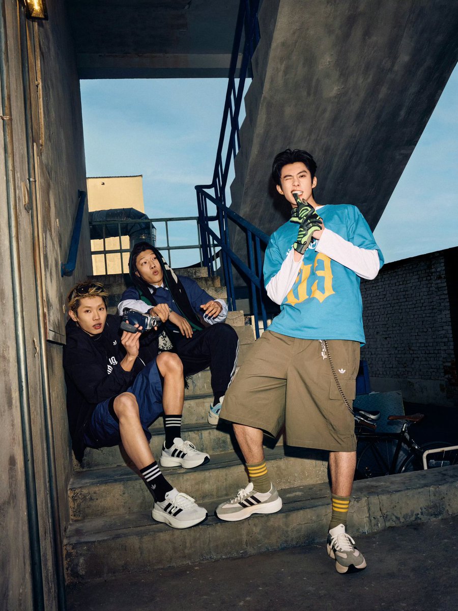 WangHediFolder's tweet photo. 260427 More images from the #DylanWang x #adidasOriginals campaign 

#WangHedi https://t.co/56xZe9tWFs