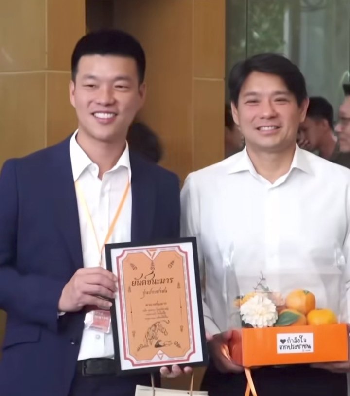 we need democracy tweet media