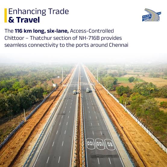 TnInvestment's tweet photo. 💢💢Tamil Nadu 1st Expressway LIVE 💢💢

#Chittoor - #Thatchur six-lane greenfield expressway (NH 716 B) is set to open for traffic from May 1

- Out of total 116.5 km, 75 km runs in #AndhraPradesh, while 41.5 km passes through #Tiruvallur in #TamilNadu

- Expressway primarily allows faster freight movement from industrial units in #Bengaluru in #Karnataka and Andhra Pradesh to #Kamarajar Port (#Ennore) and #Kattupalli ports

https://t.co/sRQImblBV0