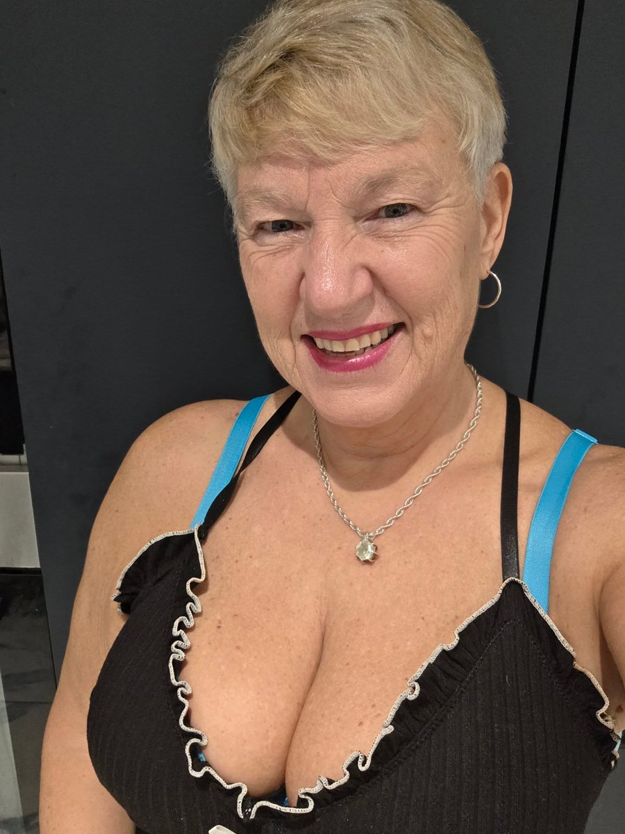 Debbie Murray tweet media